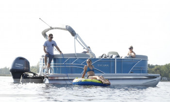 Nordic Sea Sharks Pontoon Boat Rentals boat rental operation on Minnetrista, MN 2