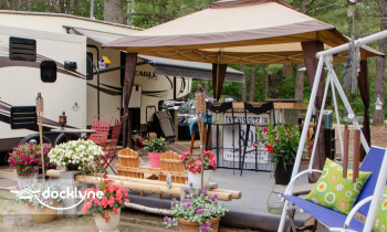 Strafford / Lake Winnipesaukee South KOA Holiday boat rental operation on Strafford, NH 1