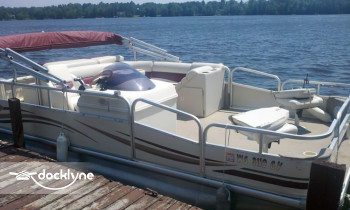 The Rental Shack (Dave rents boats) boat rental operation on Eagle River, WI 2