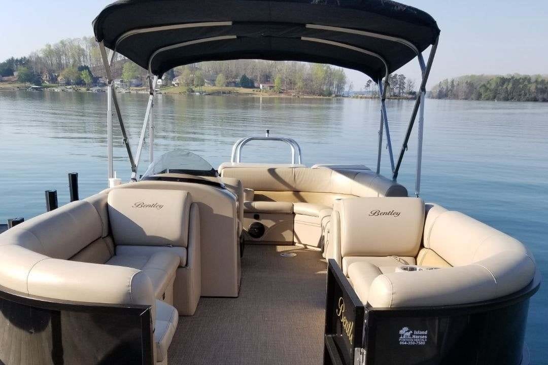 marinaBoat