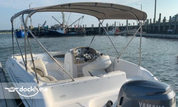 Wellfleet Marine Boat Rentals boat rental operation on Wellflleet, MA 4