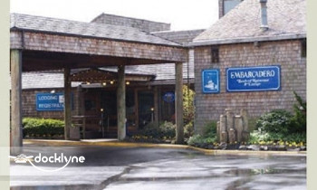 Embarcadero Resort & Marina boat rental operation on Newport, OR 6