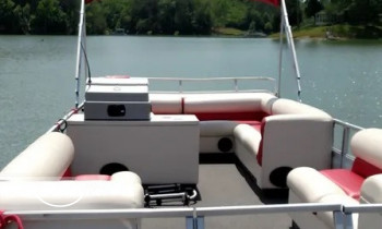 Indian Creek Dock boat rental operation on Dandridge, TN 1