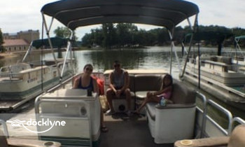 Schleef's Boat & Pontoon Rental boat rental operation on Wisconsin Dells, WI 1
