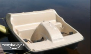 Musky Joe's Twin Pines Resort boat rental operation on , WI 4