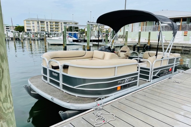 marinaBoat