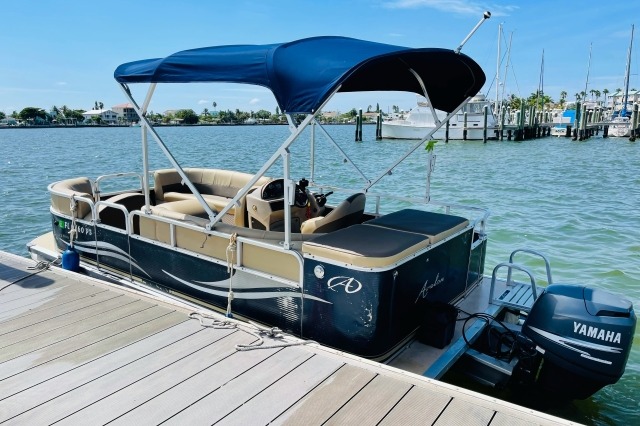 marinaBoat