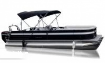 Scooters Rental boat rental operation on Lake Ozark, MO 3