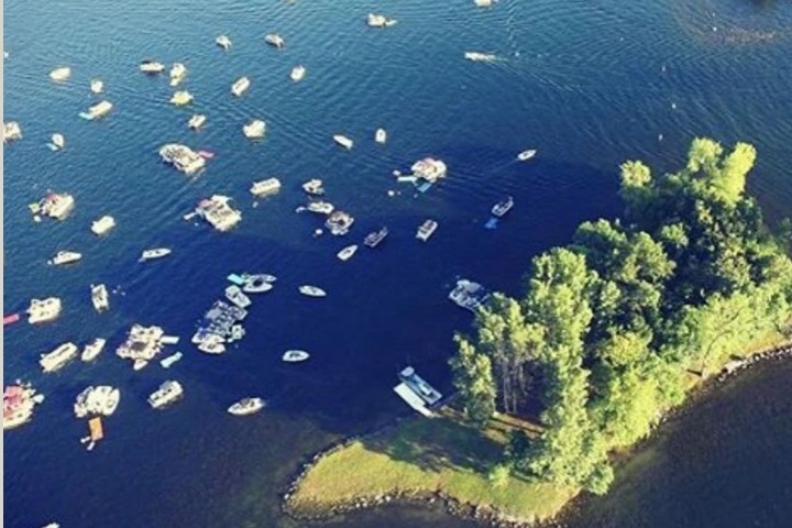 marinaBoat