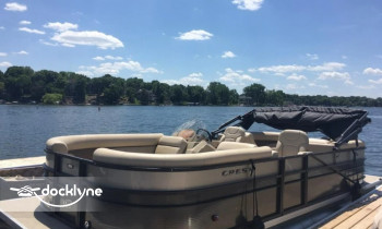 Knotty Oar Marina boat rental operation on Prior Lake, MN 5