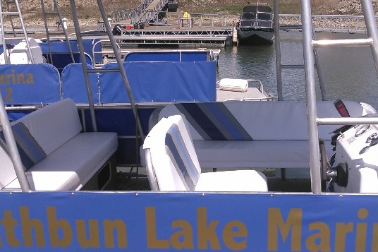 Rathbun Lake Boat Rentals from Marinas - starting at $350