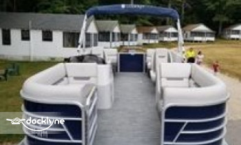 Sebago Lake Cottages boat rental operation on Sebago, ME 1