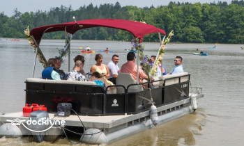 Hinckley Lake Boathouse & Store boat rental operation on Hinckley, OH 2