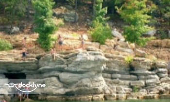 Hand Cove Resort boat rental operation on Elizabeth, AR 8