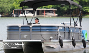 Spinners Boat Rentals boat rental operation on Austin, TX 1
