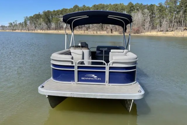 marinaBoat