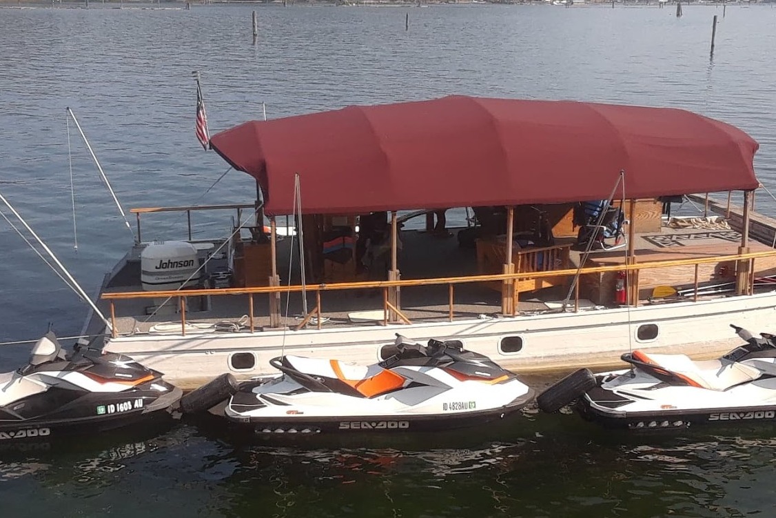 marinaBoat
