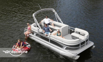 Midwest Rental Company boat rental operation on Oshkosh, WI 3