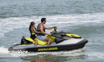 Midwest Rental Company boat rental operation on Oshkosh, WI 6