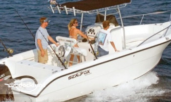 Buzz Boat boat rental operation on Sanford, FL 2