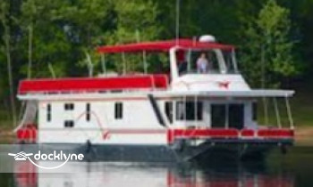 Five Star Houseboat Rentals boat rental operation on Kimberling City, MO 2