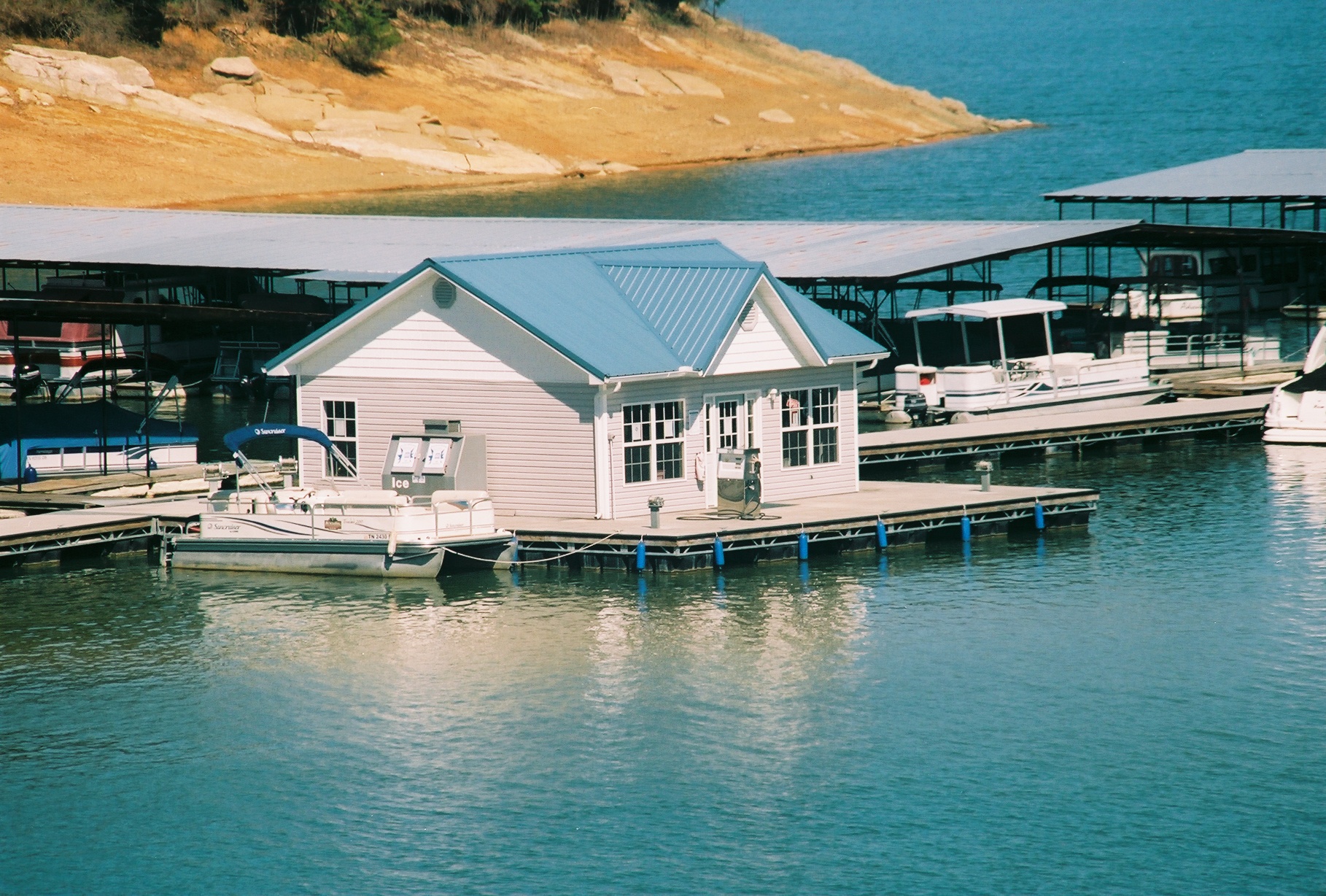 marinaBoat