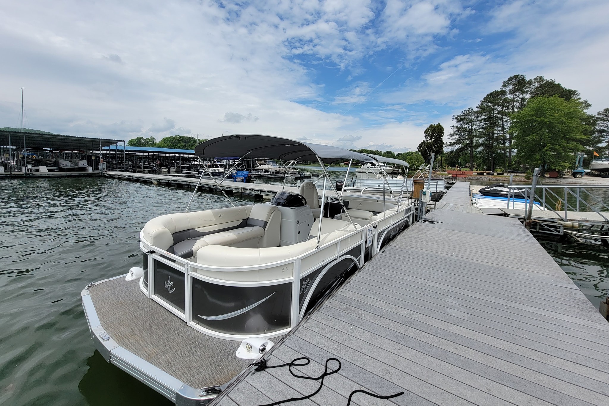 marinaBoat