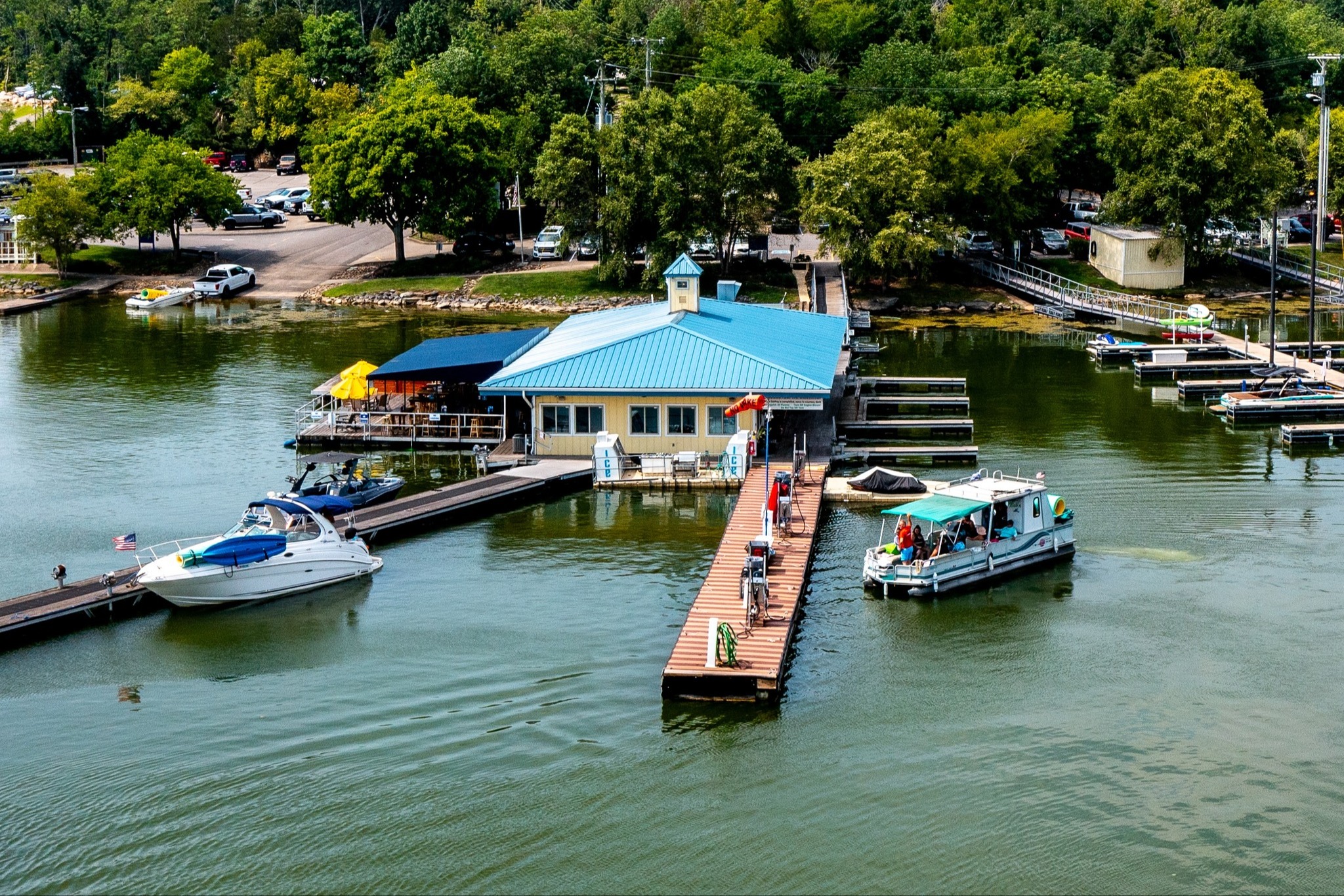 marinaBoat