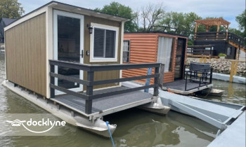 SoLSTAY Lodging & Marina boat rental operation on Sandusky, OH 3