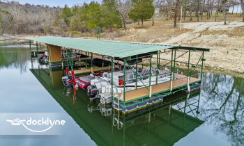 Harper Valley Resort and Pontoon Boats boat rental operation on Kimberling City, MO 1