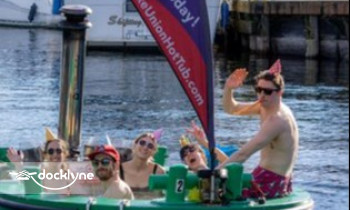 Lake Union Hot Tub Boats boat rental operation on Seattle, WA 12