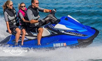 Jacksonville Jet Skiii boat rental operation on Jacksonville, FL 4