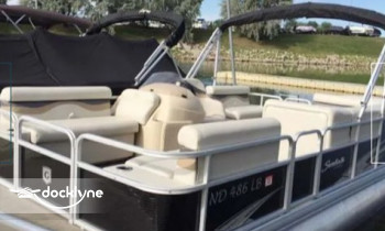 Recreational Rental & Sales boat rental operation on Bismarck, ND 4